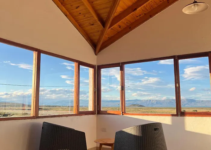 Hostel Aves Del Lago