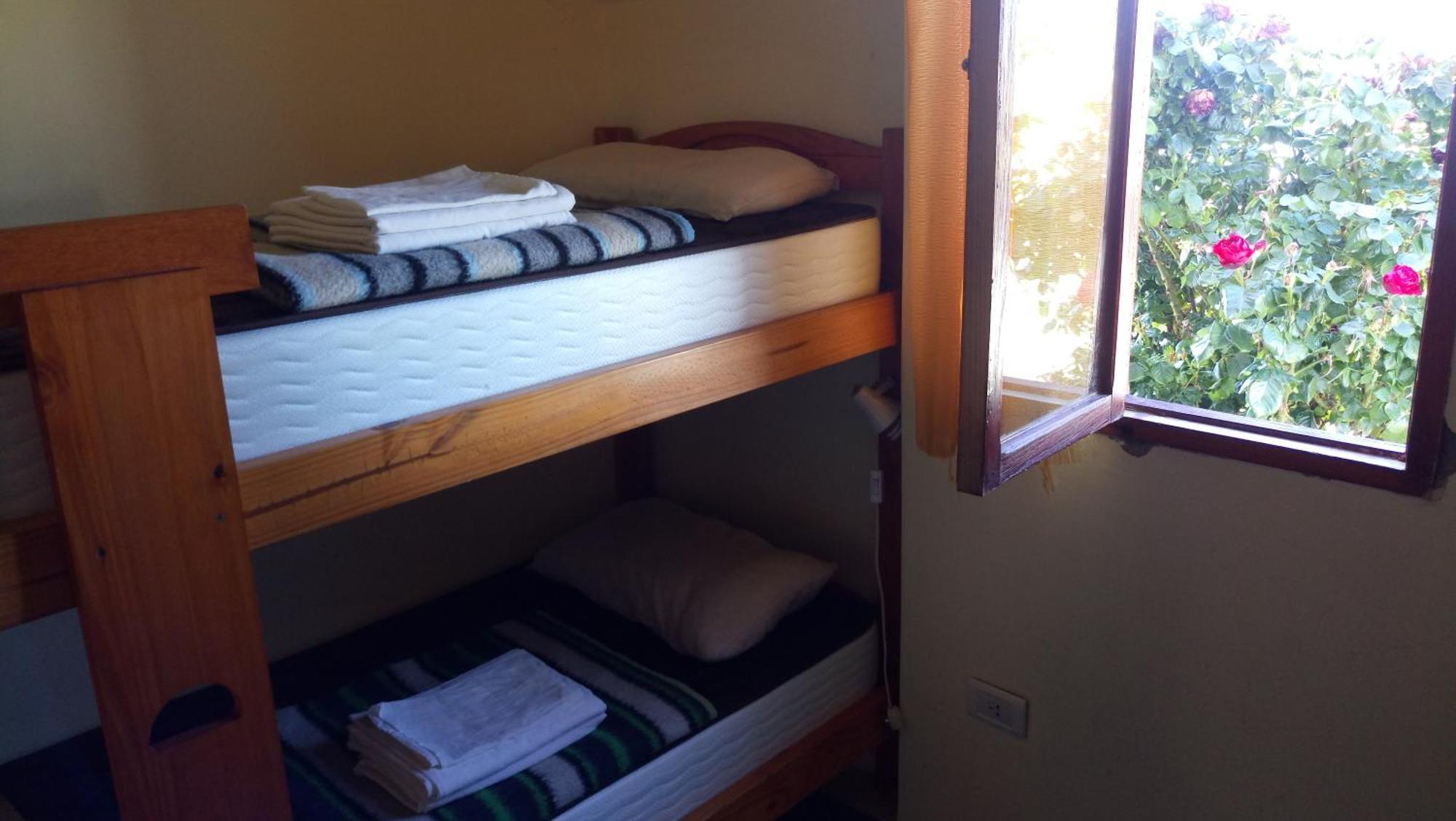 Hostel Aves Del