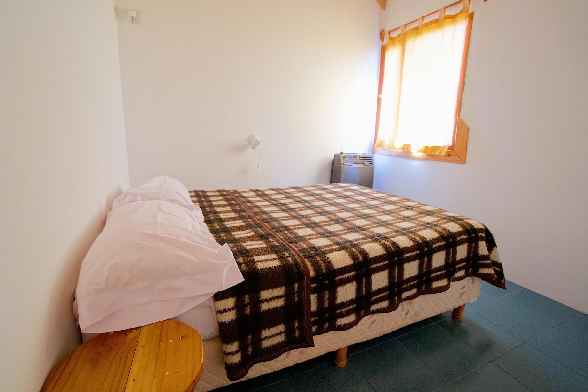 Aves Del Hostel